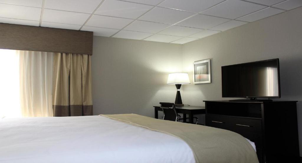 Holiday Inn Express Forsyth By Ihg Zewnętrze zdjęcie