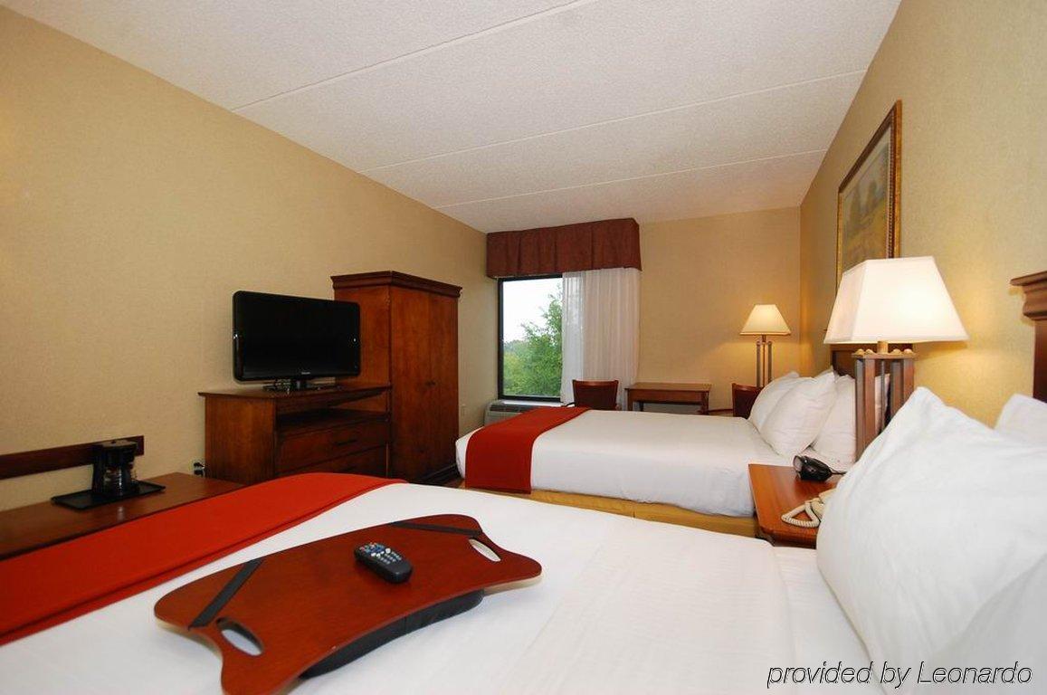 Holiday Inn Express Forsyth By Ihg Pokój zdjęcie